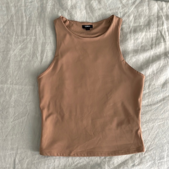 Express Body Contour High Neck Tank - Picture 5 of 7